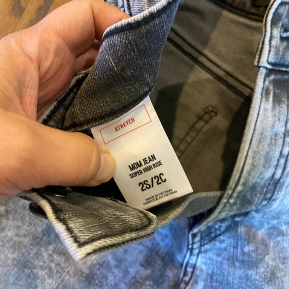 Super high waisted express mom jeans black acid wash - Picture 3 of 6